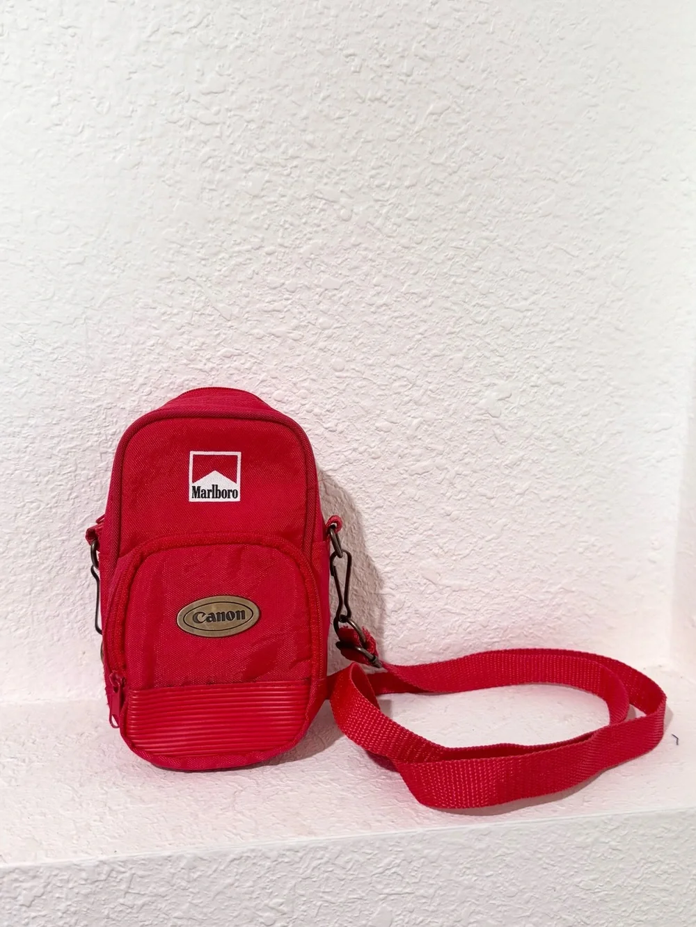 Rare Vintage 90s Marlboro x Canon Red Camera Bag Film Camera Crossbody Y2K